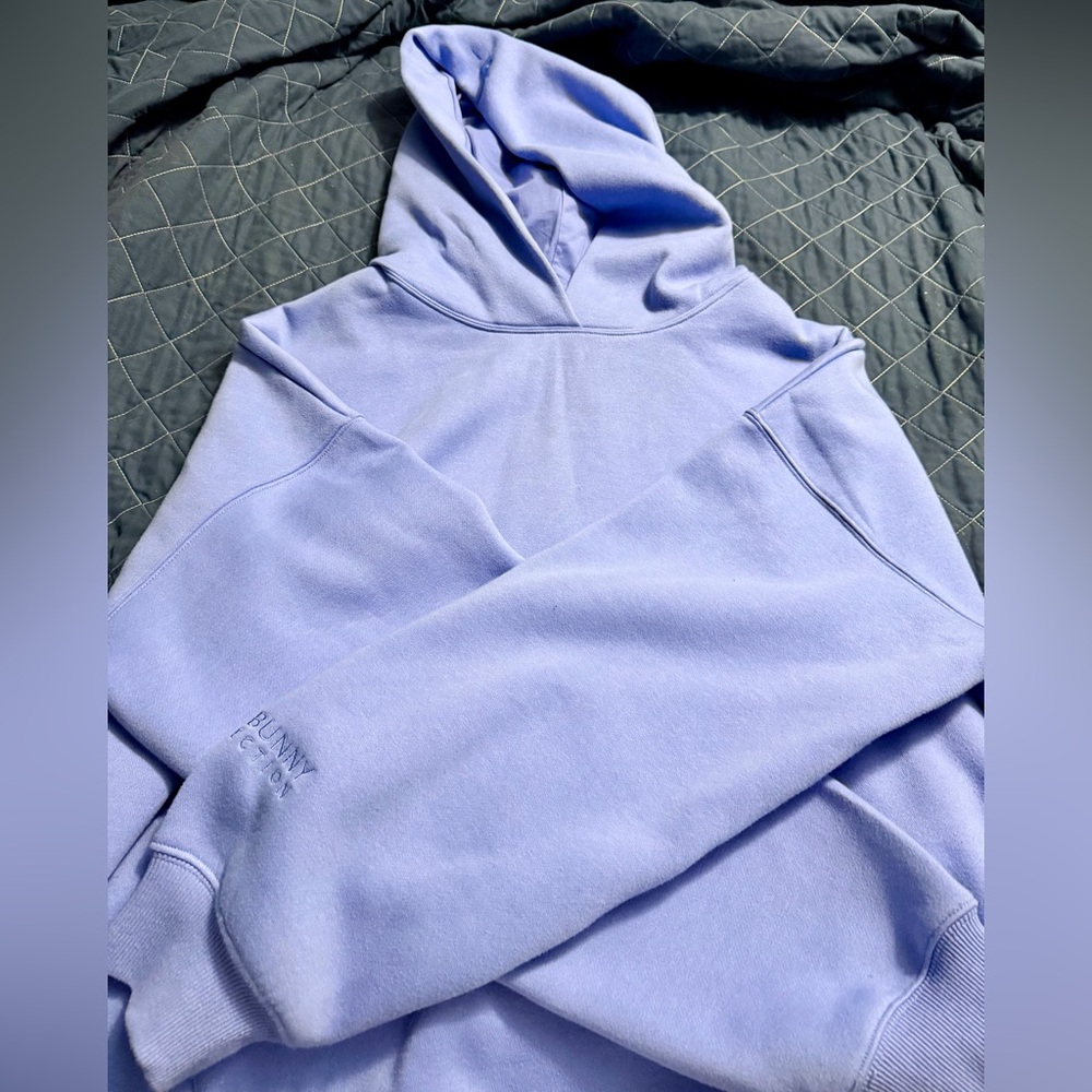 Buffbunny untamed hoodie in Rainwater